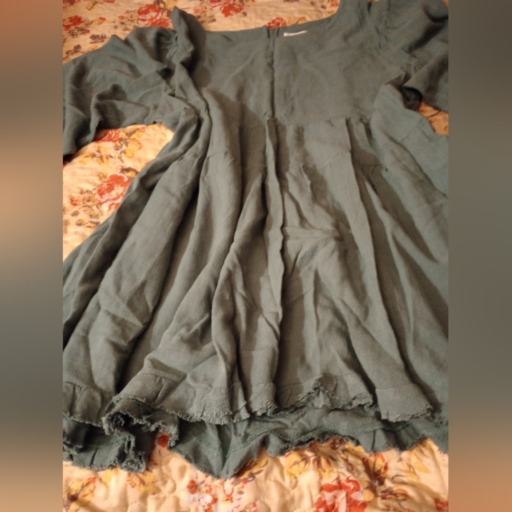 Bohemian Olive Green Tiered Peasant Blouse - Picture 16 of 16